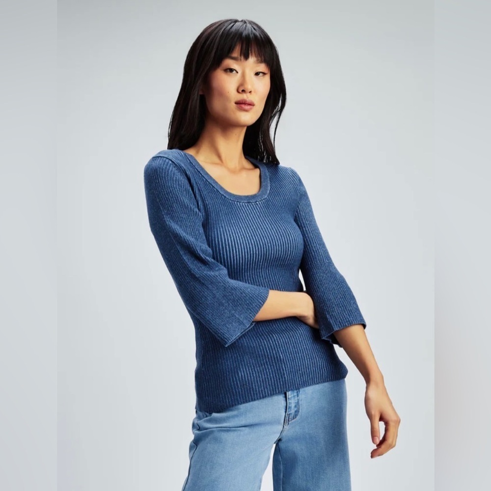 San Francisco sweater semi wide bell sleeve fitted ribknit sweater‎